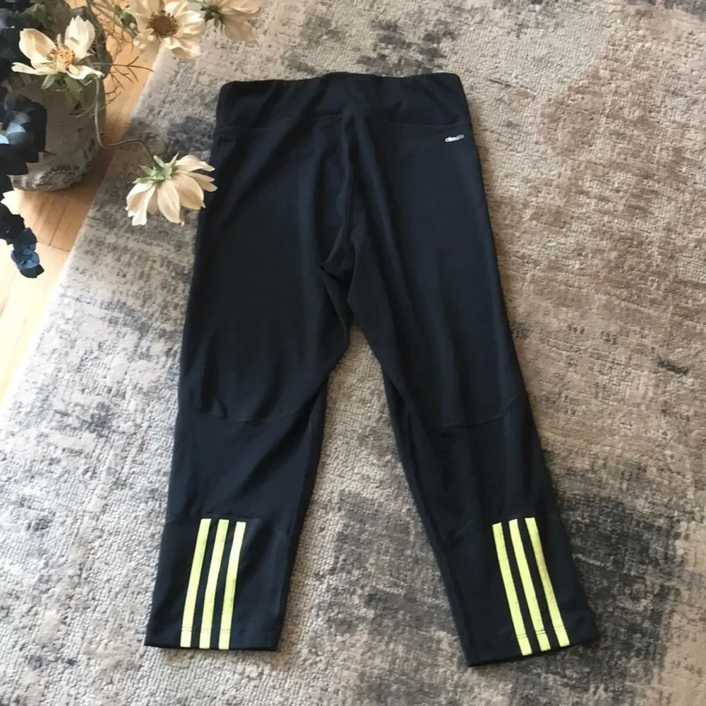 Adidas Capri Leggings Size S